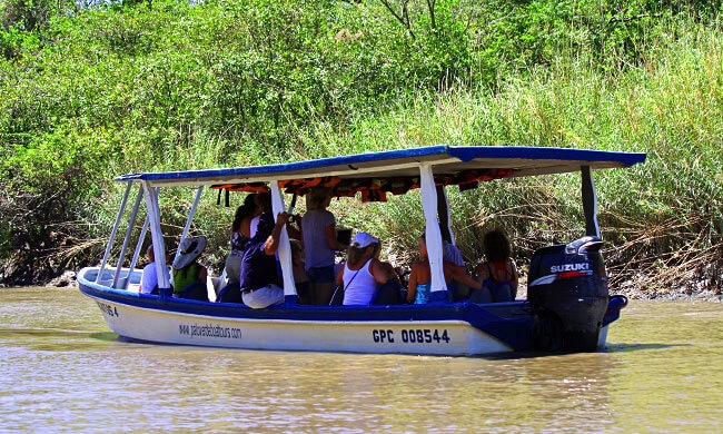 boat tour in palo verde national park