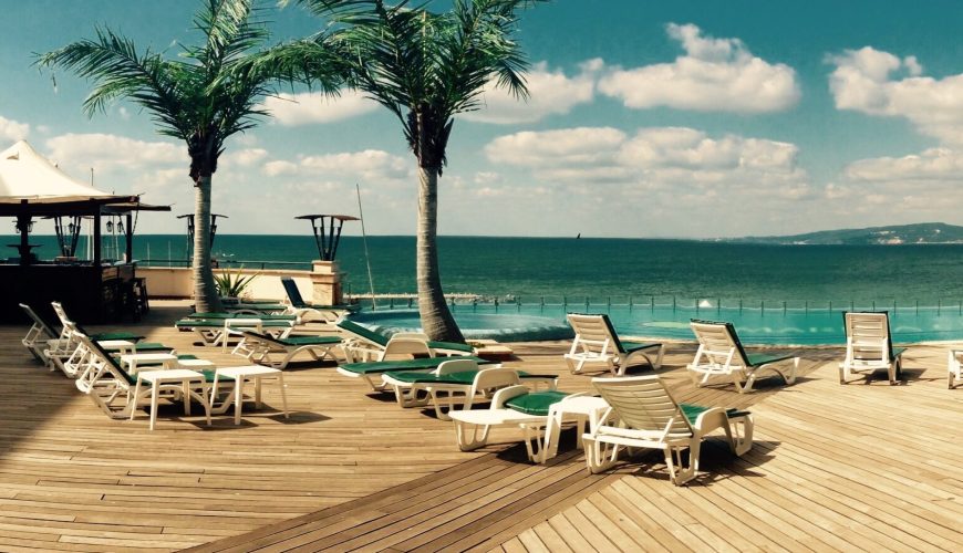 What do the best Costa Rica vacation Packages include?